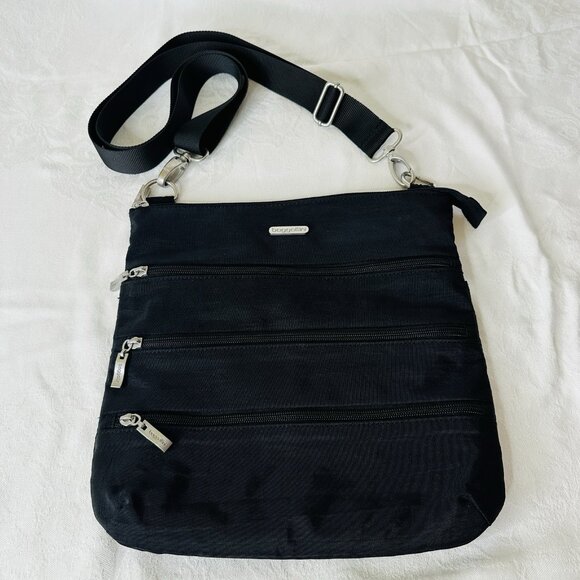 Baggallini Big Zip Crossbody Purse Lots of Pockets Nylon Wide Strap Lined 11” - Picture 1 of 14